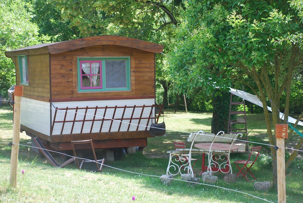 Maison D'Hotes Ainsi Soie T-Il Combovin 客房 照片