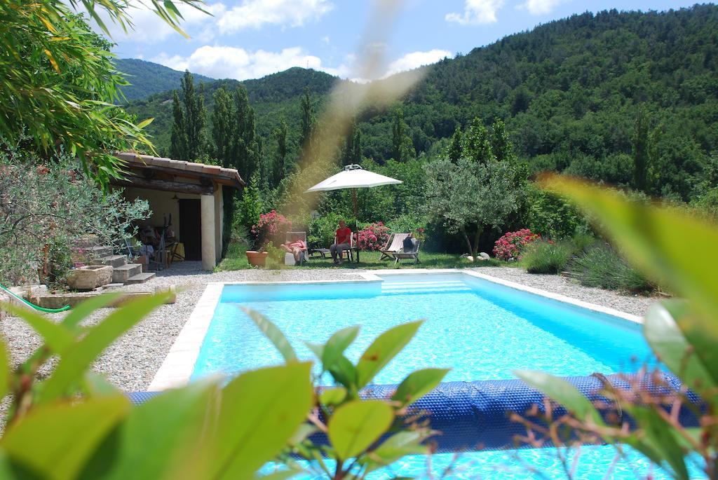 Maison D'Hotes Ainsi Soie T-Il Combovin 外观 照片